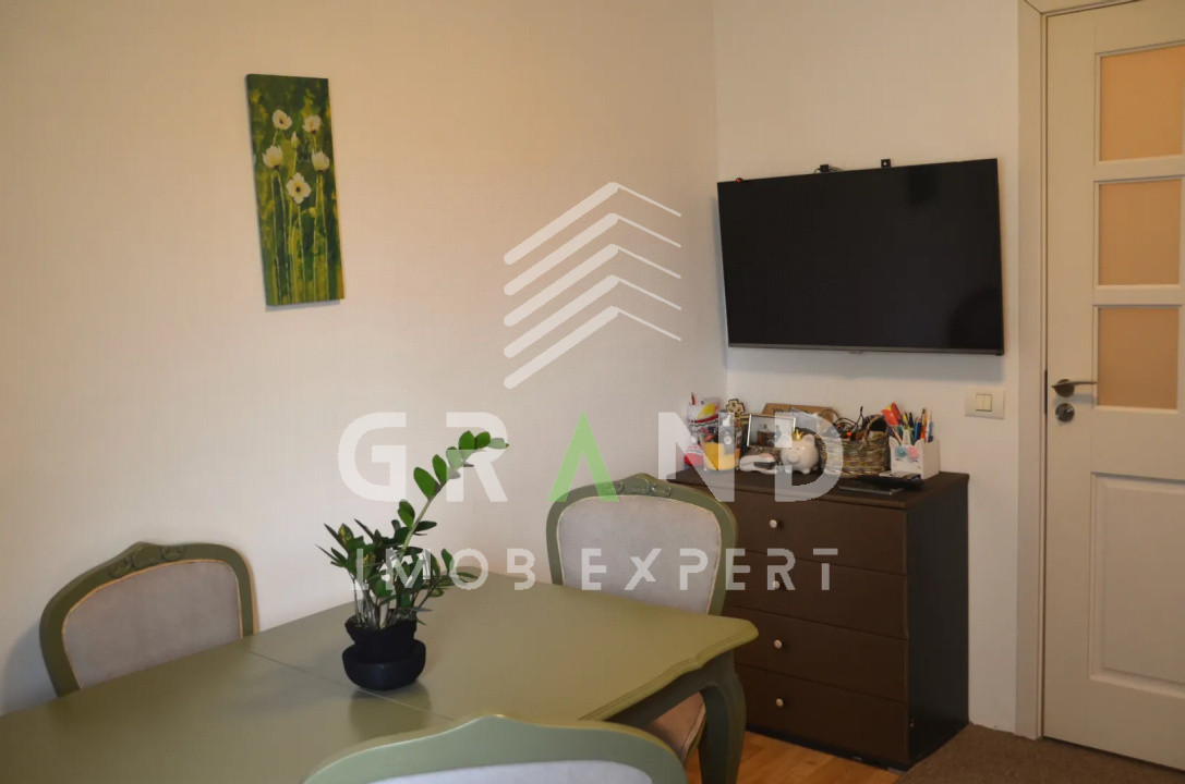 De vânzare apartament cu 2 camere, decomandat, 62 mp, Florești, Oportunitate