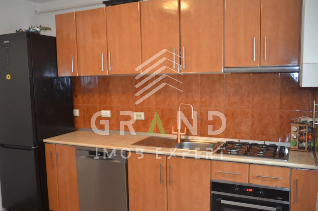 De vânzare apartament cu 2 camere, decomandat, 62 mp, Florești, Oportunitate