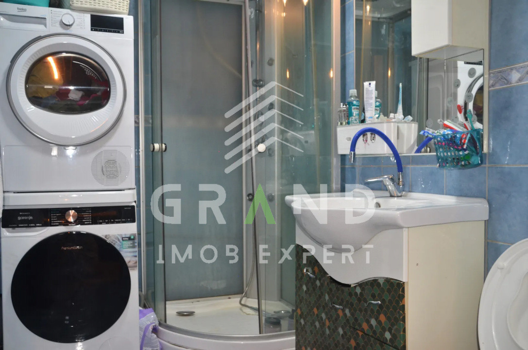 De vânzare apartament cu 2 camere, decomandat, 62 mp, Florești, Oportunitate