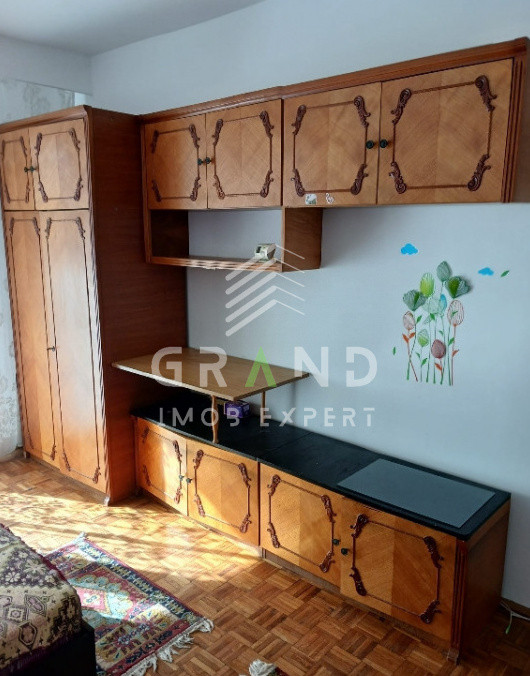 Închiriere apartament decomandat cu 2 camere, decomandat, 43 m², Mănăștur