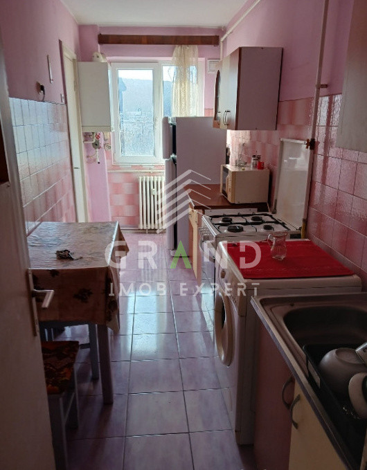 Închiriere apartament decomandat cu 2 camere, decomandat, 43 m², Mănăștur