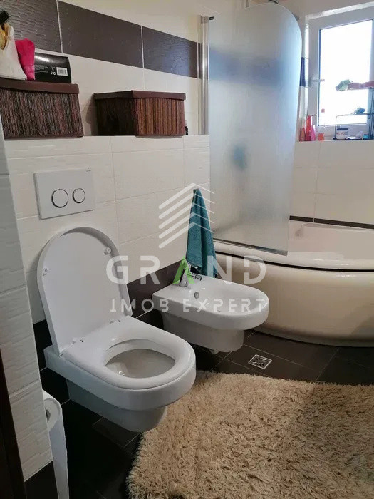 Vanzare apartament decomandat 3 camere, Florești – ultrafinisat, parcare inclusa