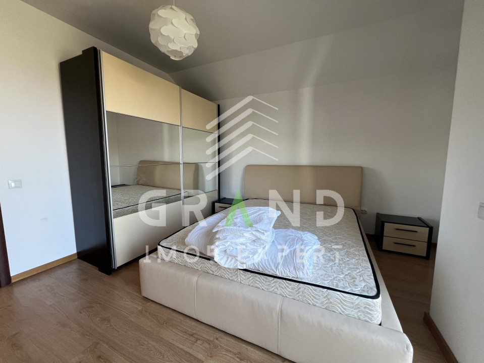 Casă 4 camere | TERASĂ+2 BALCOANE | GARAJ | ZONA BORHANCI/ROMUL LADEA