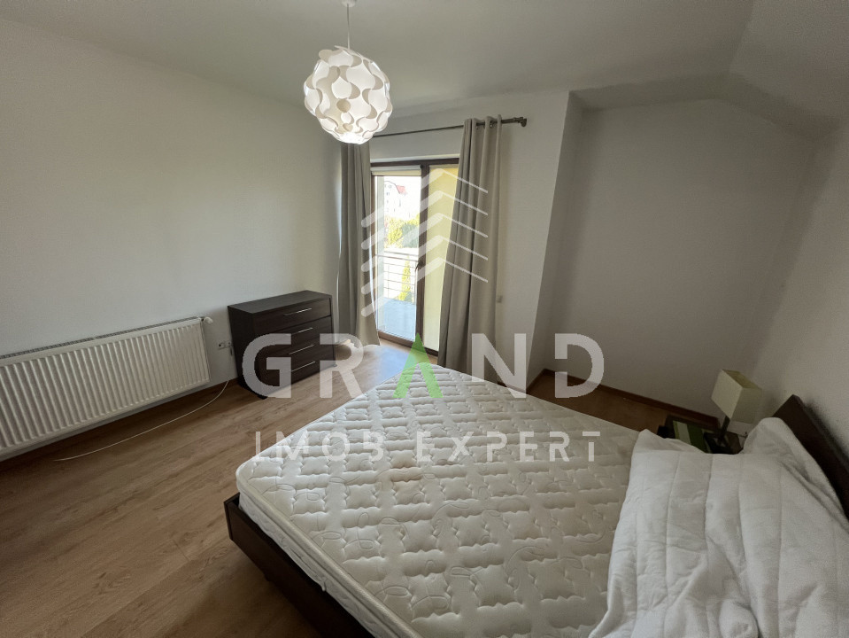 Casă 4 camere | TERASĂ+2 BALCOANE | GARAJ | ZONA BORHANCI/ROMUL LADEA