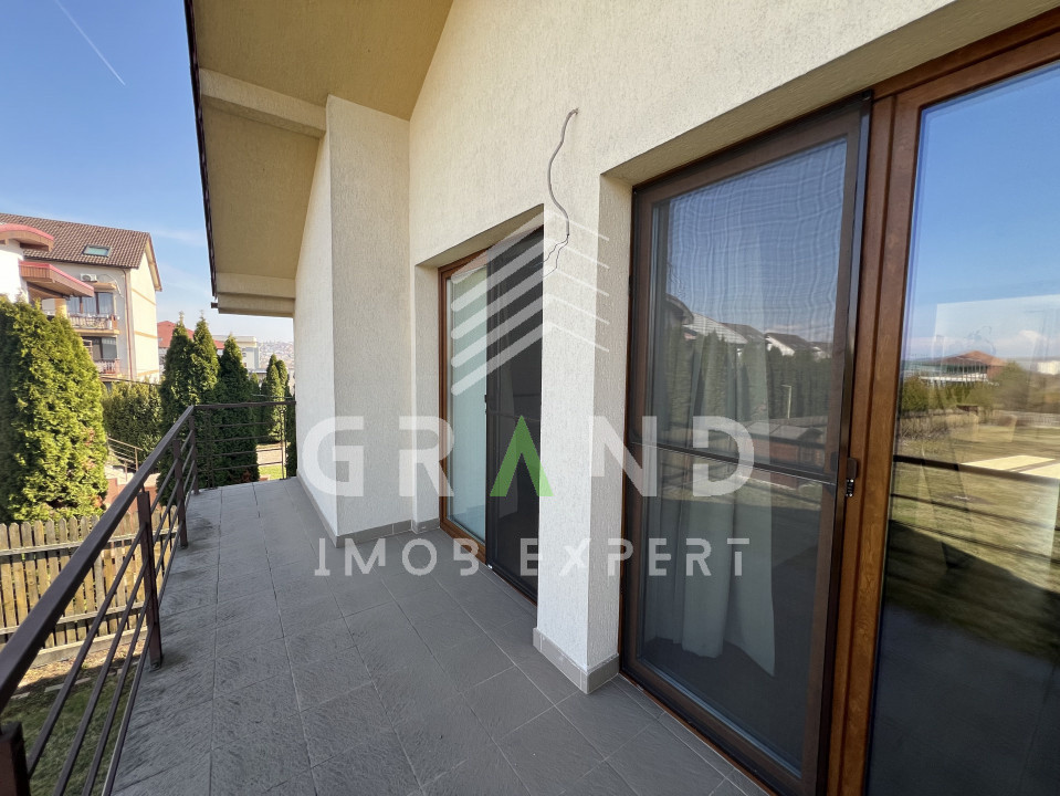 Casă 4 camere | TERASĂ+2 BALCOANE | GARAJ | ZONA BORHANCI/ROMUL LADEA