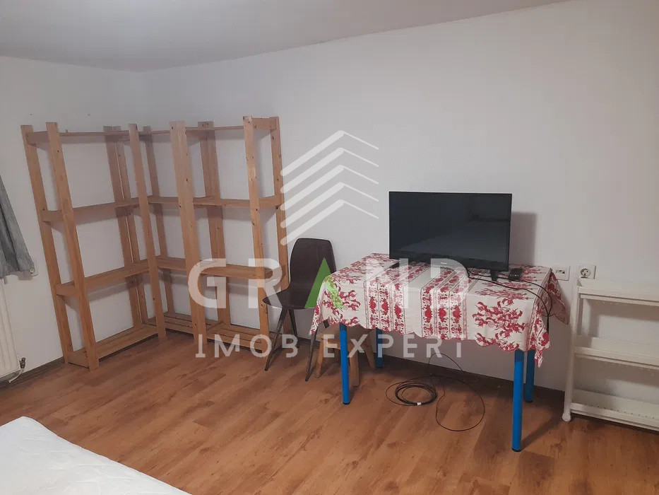 Apartament 1 cameră de închiriat, nivel demisol, perfect pentru tineri – Gruia