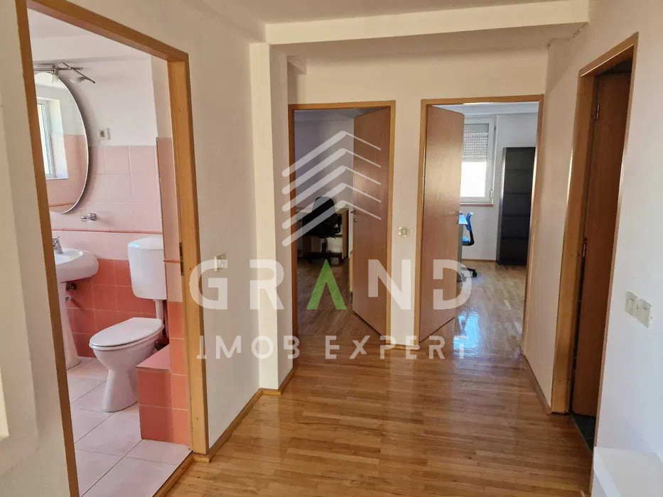 Chirie apartament 3 camere, 100 mp, zonă Eliade – recent renovat și utilat