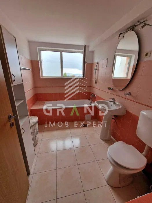 Chirie apartament 3 camere, 100 mp, zonă Eliade – recent renovat și utilat