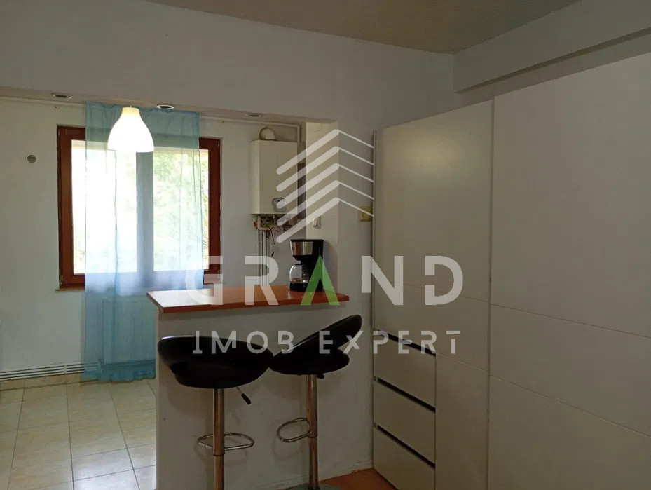 Chirie: Apartament 2 camere, parter, complet mobilat, PETFRIENDLY, Floresti