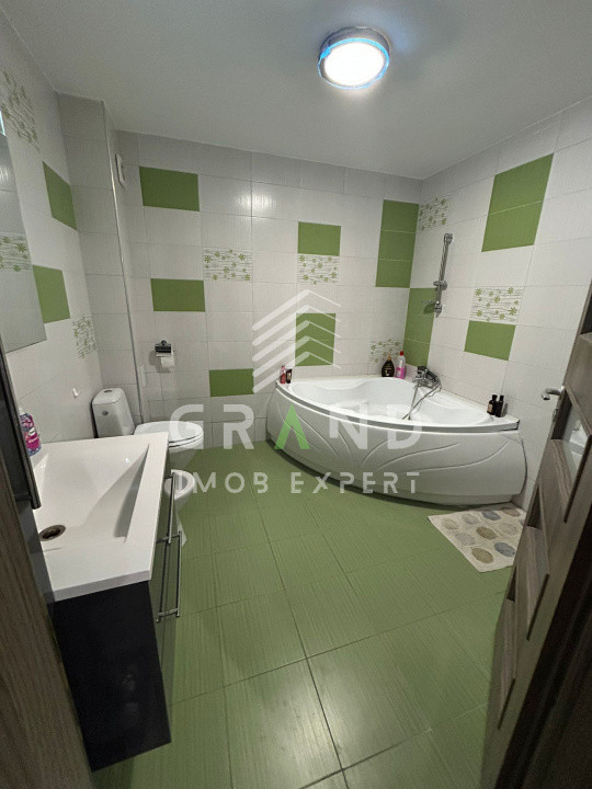 Apartament cu terasă–Str. Câmpului,Mănăștur 4 camere | 77 mp | Parcare