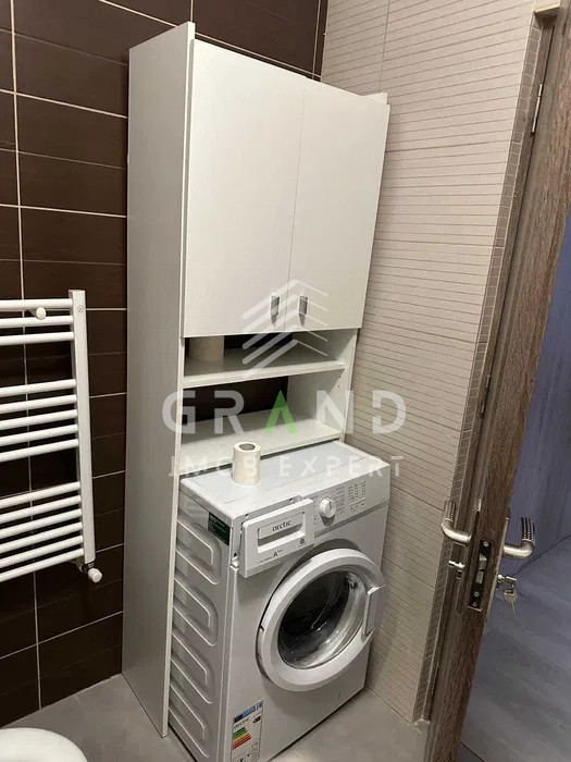 Apartament 2 camere de închiriat, etaj 5,parcare subterana, în Iris, Str.Oașului