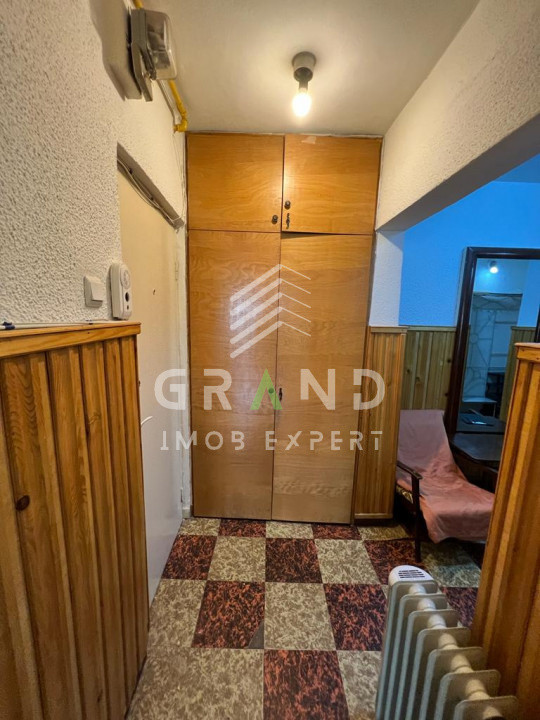 Apartament 3 camere | Semidecomandat | Zona FSEGA – Iulius Mall