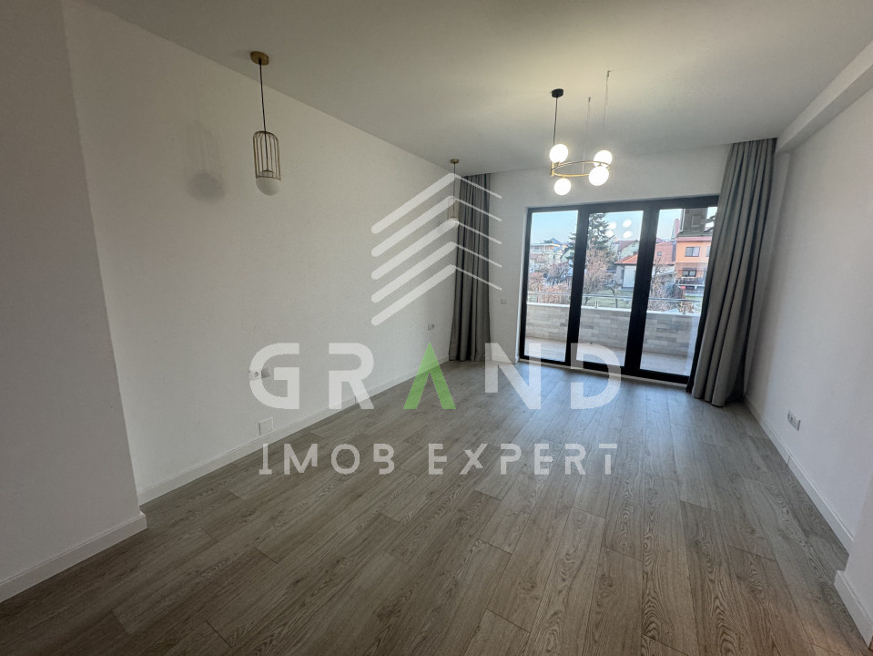 SPAȚIU DE BIROURI | 3 CAMERE | BALCON | CURTE | PARCARE | GHEORGHENI