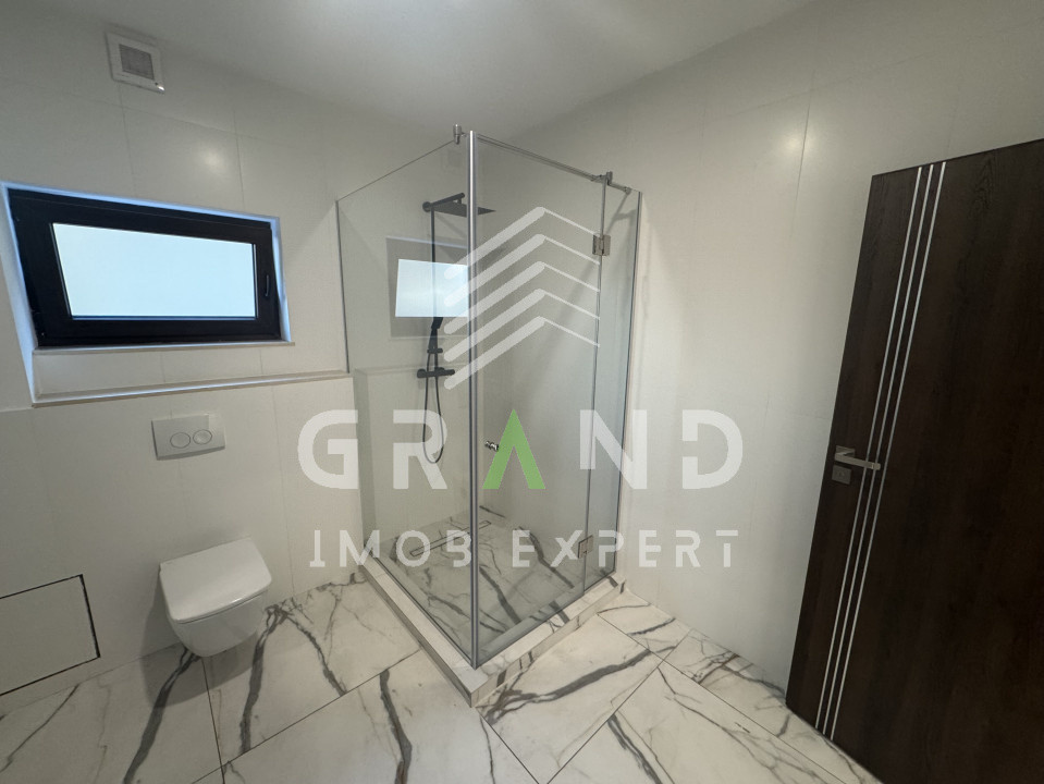 SPAȚIU DE BIROURI | 3 CAMERE | BALCON | CURTE | PARCARE | GHEORGHENI