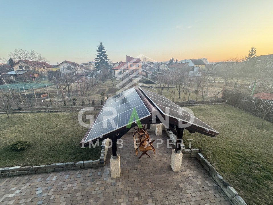 SPAȚIU DE BIROURI | 3 CAMERE | BALCON | CURTE | PARCARE | GHEORGHENI