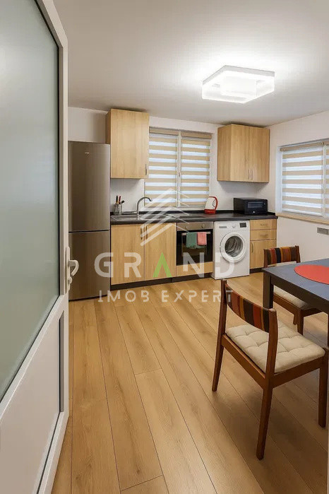 Chirie apartament in casa cu 2 camere, semidecomandat, curte comuna, Marasti