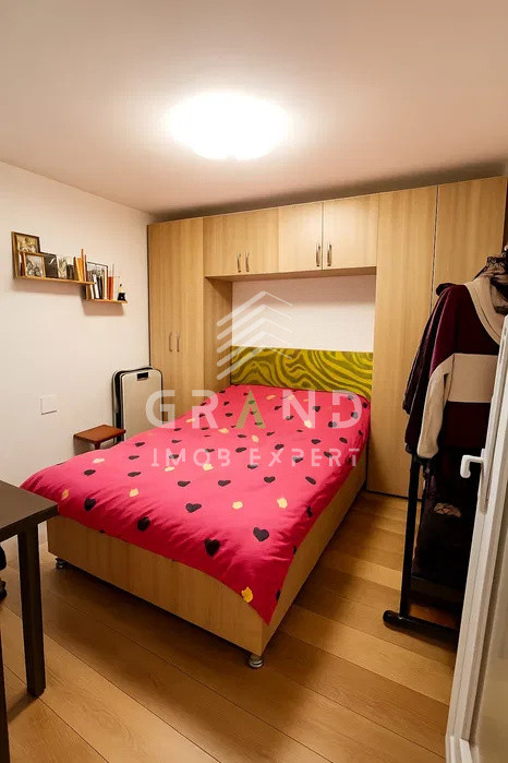 Chirie apartament in casa cu 2 camere, semidecomandat, curte comuna, Marasti