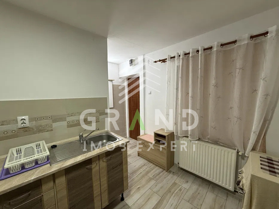 Inchiriere apartament semidecomandat cu o camera, etaj 1, 34 mp, cartier Iris