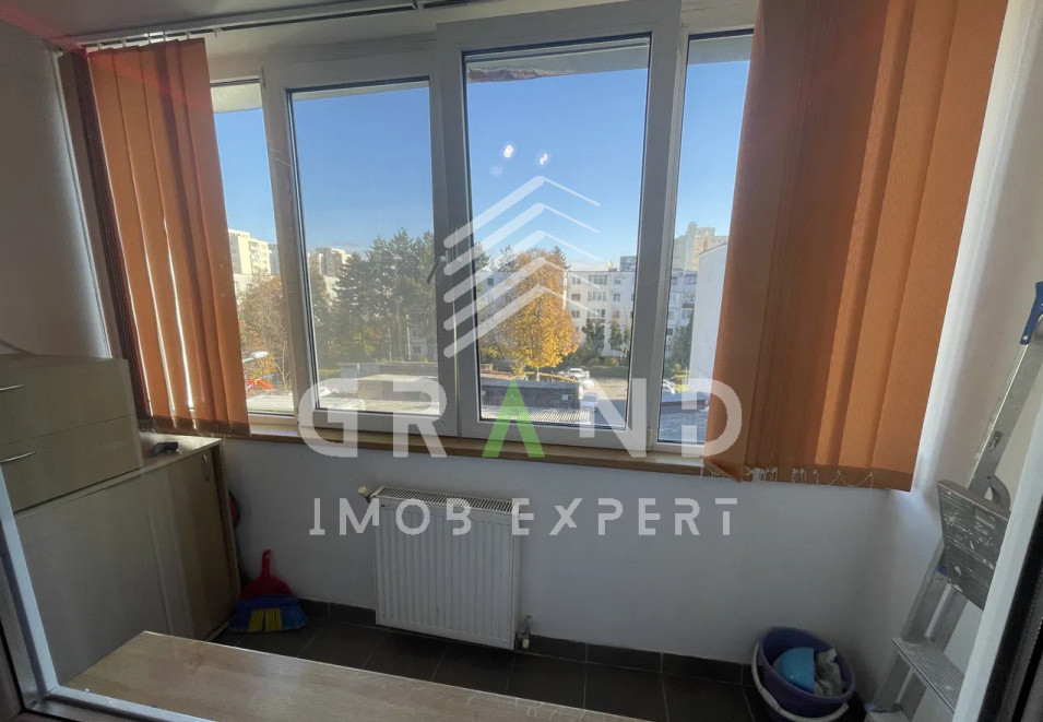 Chirie Apartament spațios 3 camere, balcon, etaj intermediar – cartier Mănăștur
