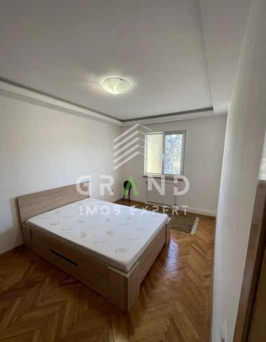 Chirie Apartament spațios 3 camere, balcon, etaj intermediar – cartier Mănăștur