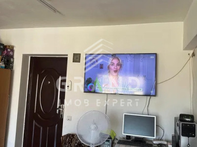 Vanzare apartament cu 2 camere, 41 mp utili + balcon 9 mp, Florești, Porii