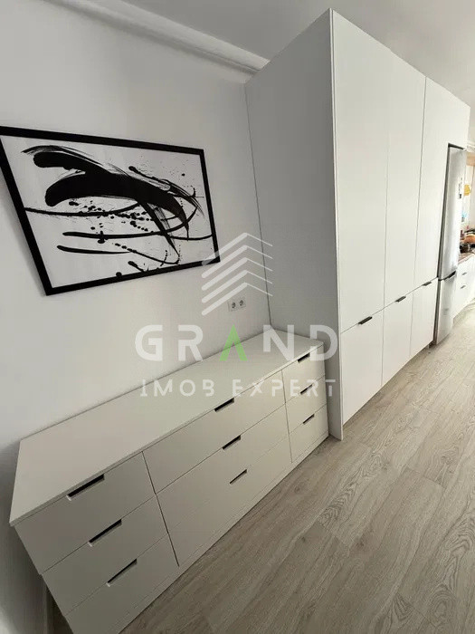 Inchiriere apartament 2 camere, 61 mp, Zorilor – bloc nou, mobilat și utilat