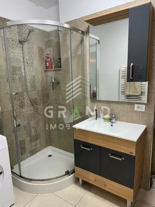 Închiriere Apartament 65 mp cu parcare subterană – Str.Soporului