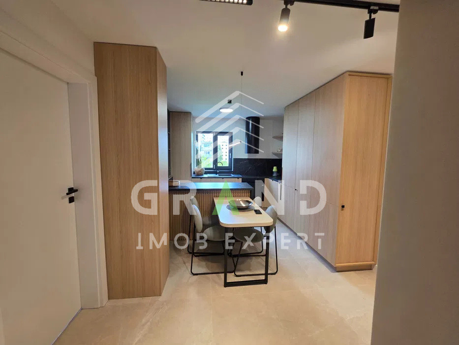 Apartament 3 camere | RENOVAT 2025 | 2 băi+2 balcoane | Mărăști–Cinema Mărăști