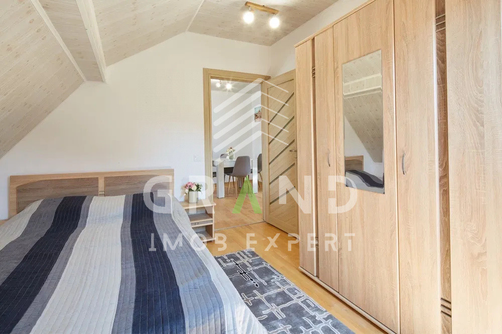 Închiriere apartament 3 camere la mansarda, Zorilor – complet utilat și mobilat