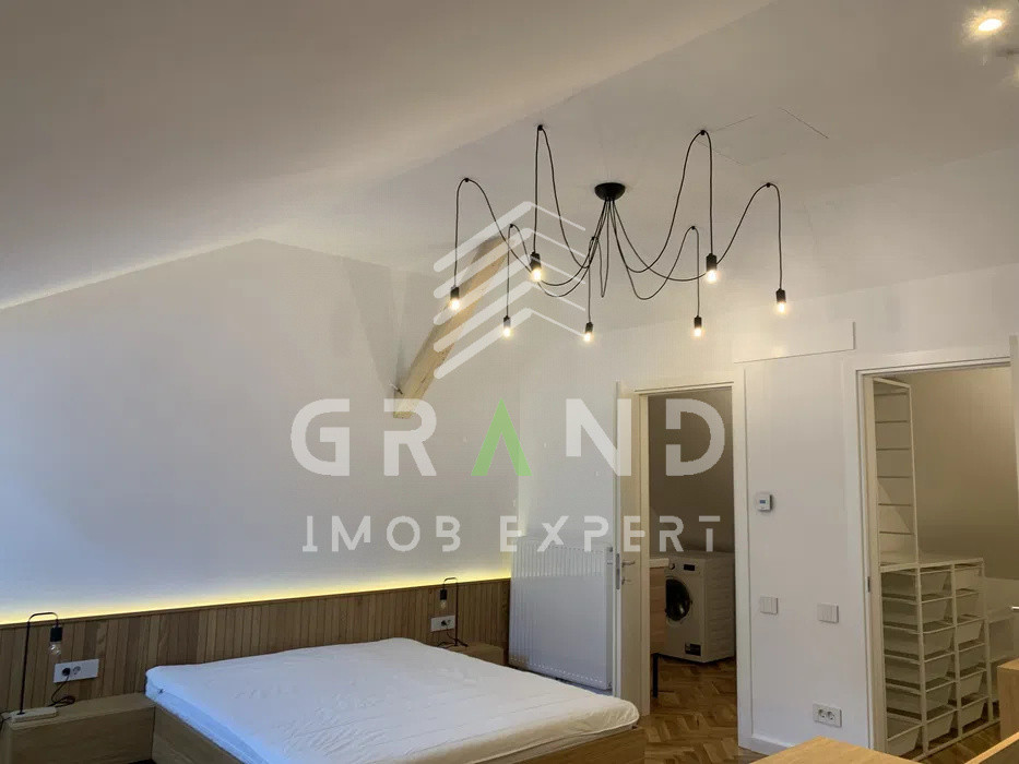 Închiriere apartament in casa,2 camere, Strada Republicii – central, Cluj-Napoca