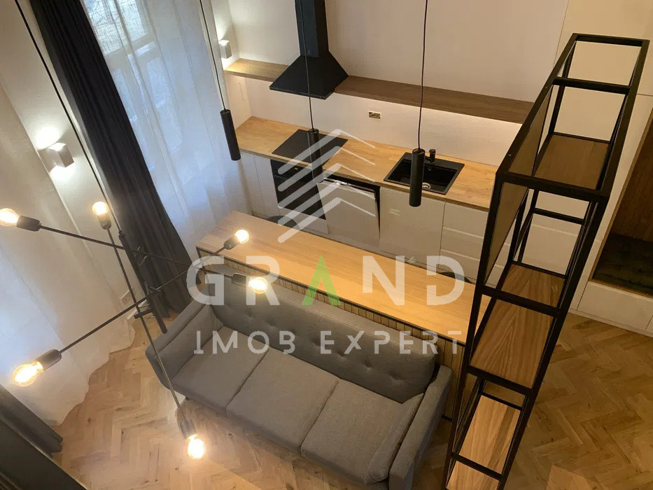 Închiriere apartament in casa,2 camere, Strada Republicii – central, Cluj-Napoca