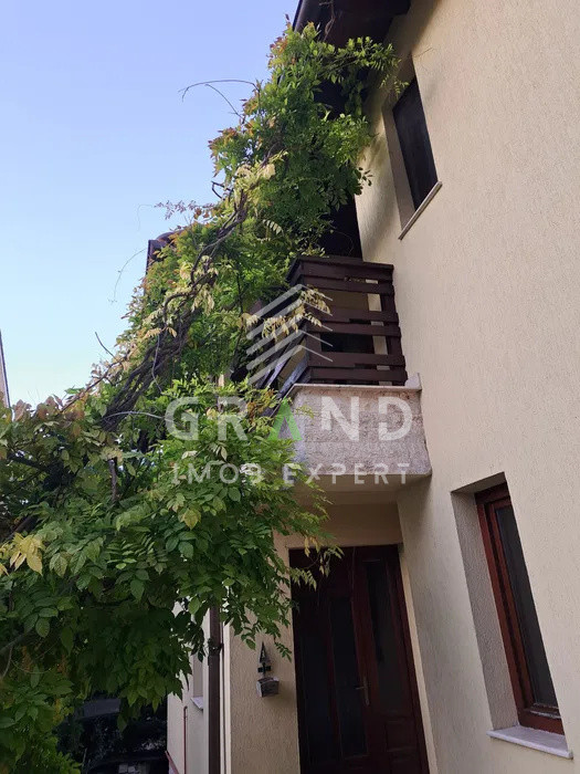 Apartament modern 3 camere in casă, + curte, 100 mp, Grădina Botanică, UMF, Cluj