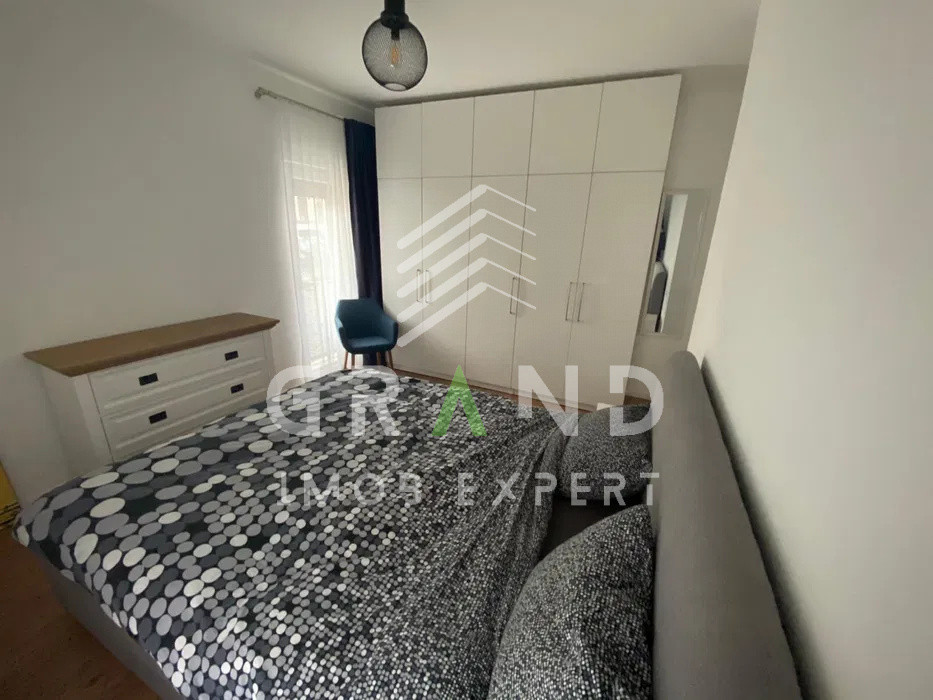 Închiriere apartament cu 2 camere + curte privată, loc parcare, cartier Borhanci