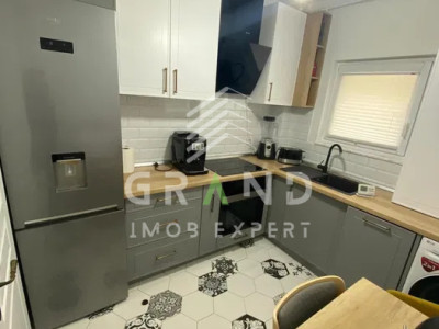 Închiriere apartament cu 2 camere + curte privată, loc parcare, cartier Borhanci