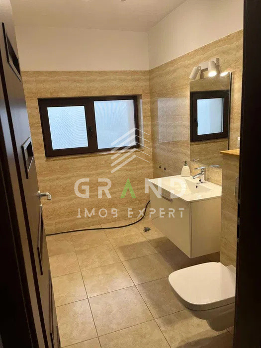 Vanzare apartament decomandat cu terasa si gradina proprie, Buna Ziua, Cluj