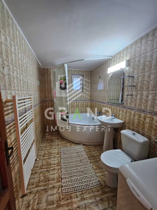 Chirie Apartament premium 4 camere în Zorilor, cu garaj și loc de parcare