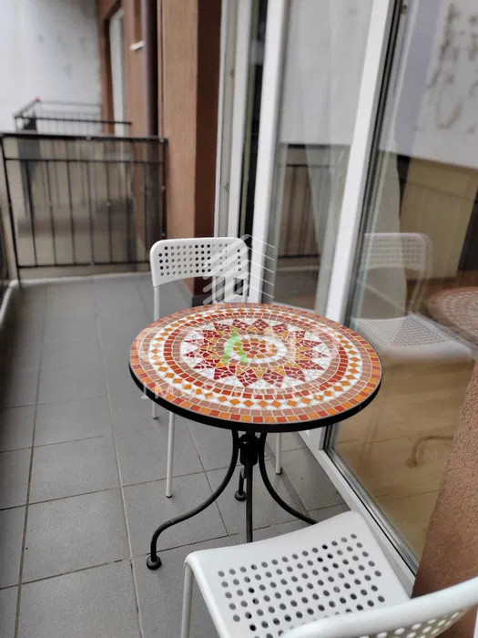 Centru: Chirie Ap. 2 camere Decomandate, Parcare subterană, Piața Mihai Viteazu