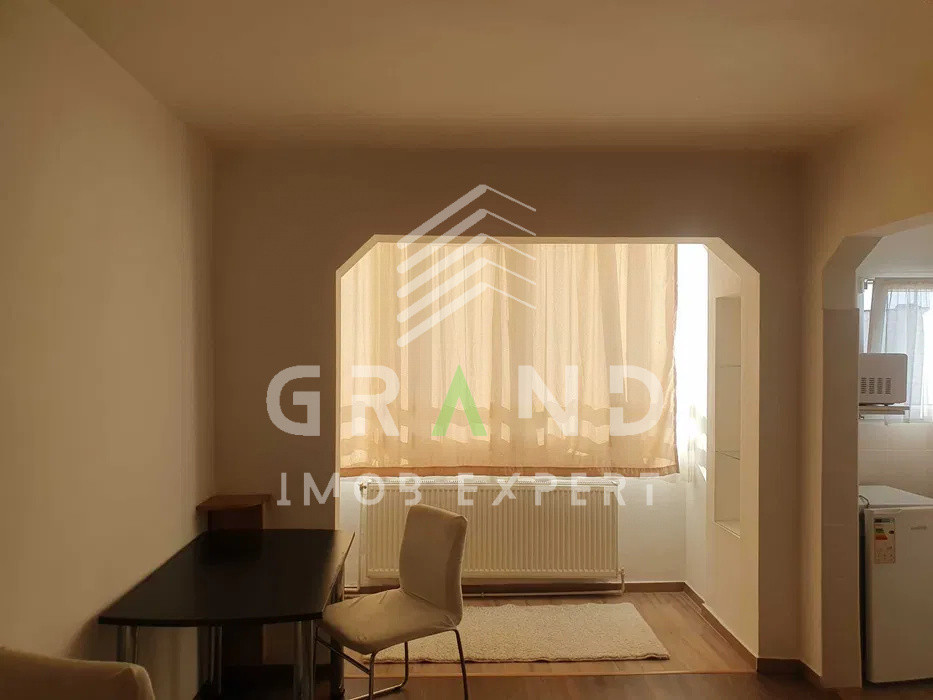 Garsoniera semidecomandata de inchiriat cu 26 m², str. Cojocnei, cartier Marasti