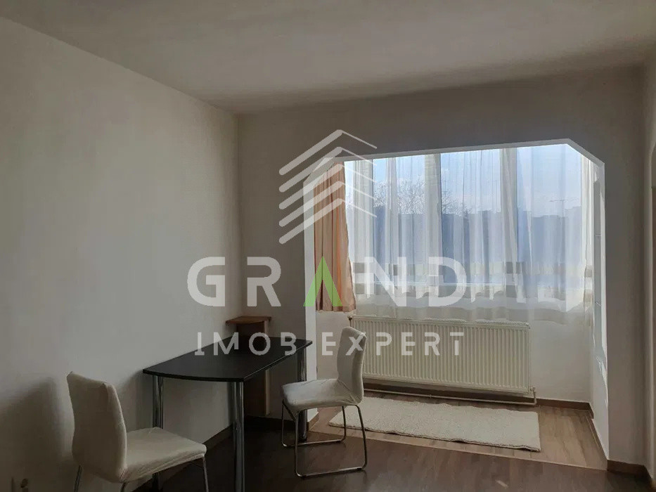 Garsoniera semidecomandata de inchiriat cu 26 m², str. Cojocnei, cartier Marasti