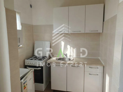 Garsoniera semidecomandata de inchiriat cu 26 m², str. Cojocnei, cartier Marasti