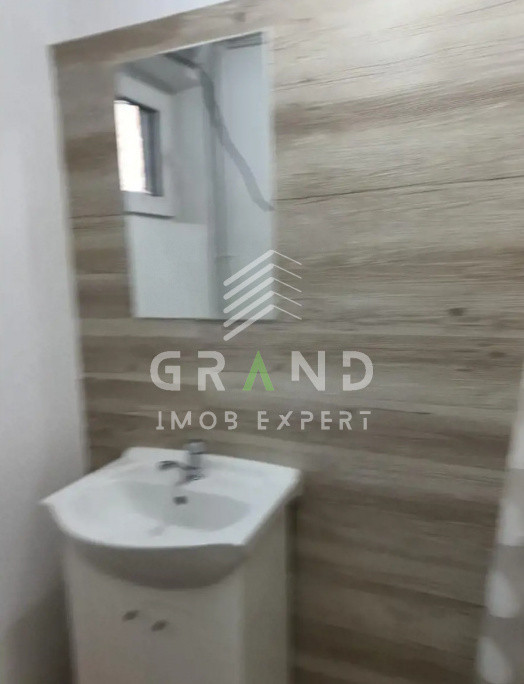 Garsonieră de închiriat pe Strada Taberei–mobilată și utilată