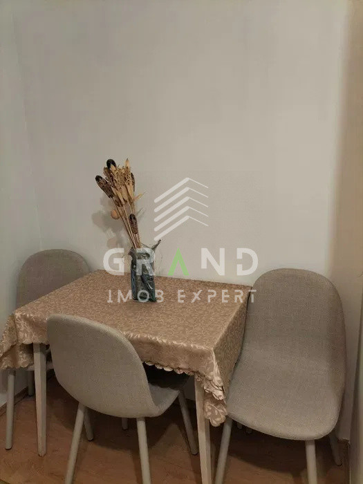 Chirie in Mănăștur: Apartament 3 camere, 75 mp, etaj 2, decomandat, Pet Friendly