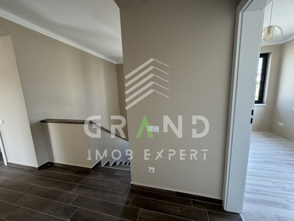 TOTUL NOU!Casa individuala,4 camere,3 BAI,TERASA,GARAJ,zona Dezmir