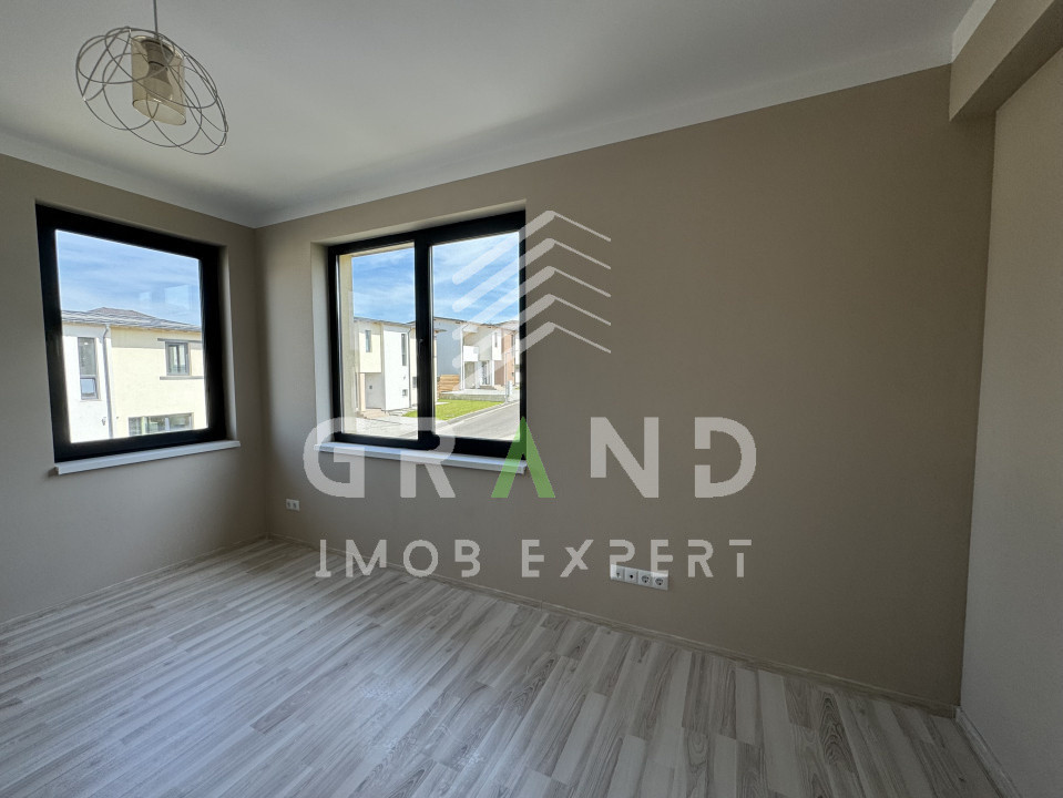 TOTUL NOU!Casa individuala,4 camere,3 BAI,TERASA,GARAJ,zona Dezmir