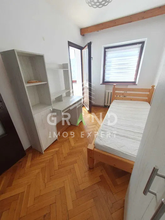 Inchiriere apartament spatios si luminos, 4 camere in Manastur, str. Ion Mester
