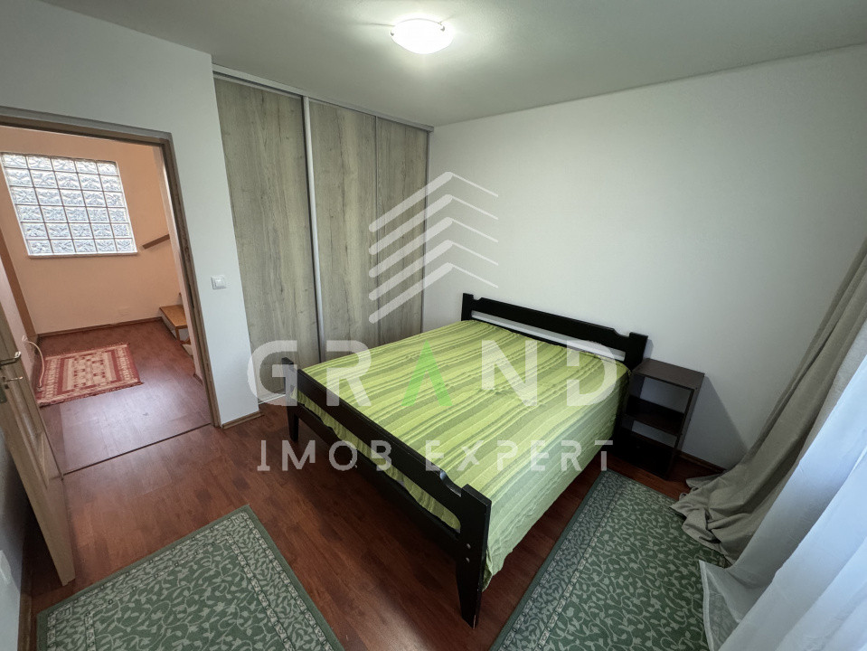 Casa insiruita 110 mp | 4 Camere | curte comuna | parcare | Campului/Manastur