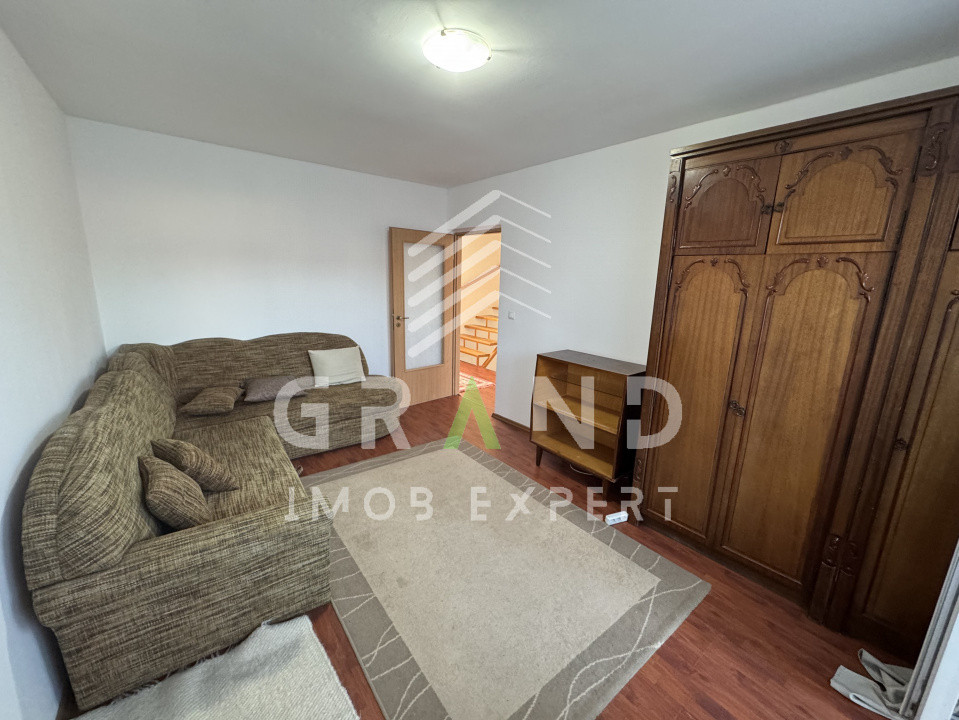 Casa insiruita 110 mp | 4 Camere | curte comuna | parcare | Campului/Manastur