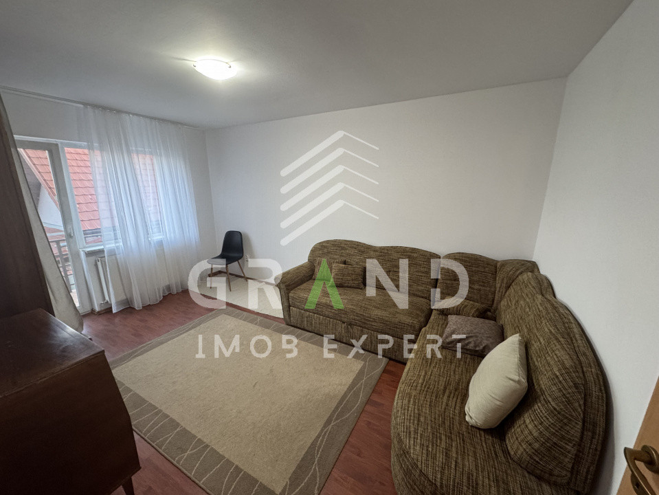 Casa insiruita 110 mp | 4 Camere | curte comuna | parcare | Campului/Manastur