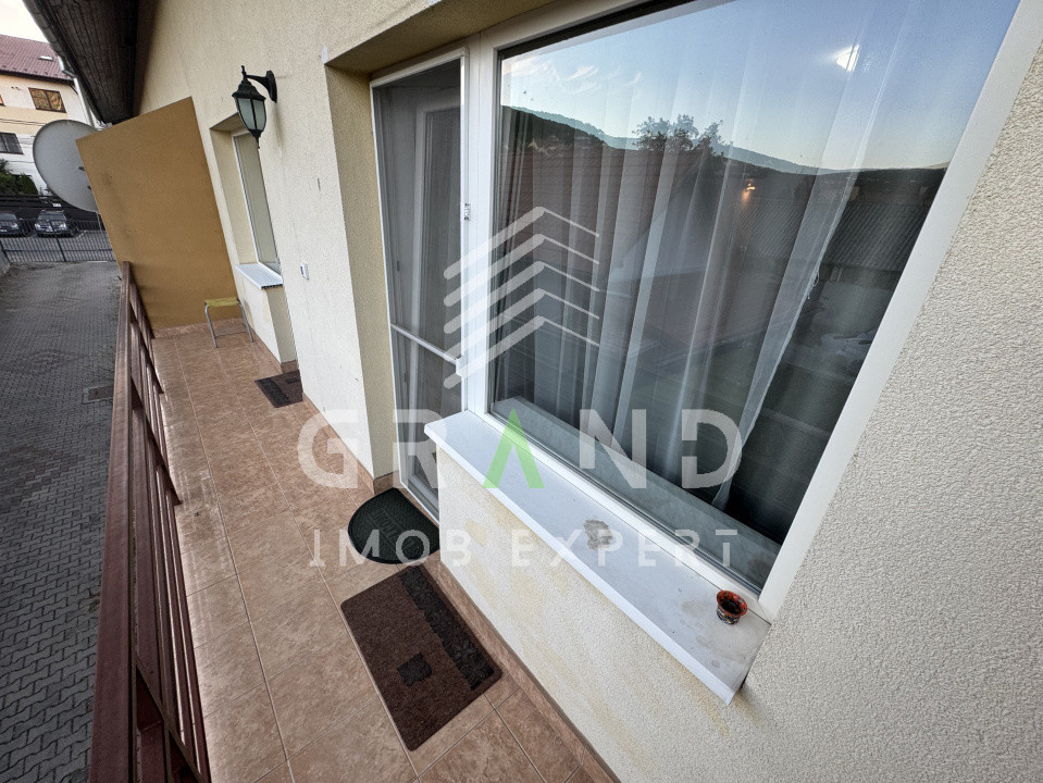 Casa insiruita 110 mp | 4 Camere | curte comuna | parcare | Campului/Manastur