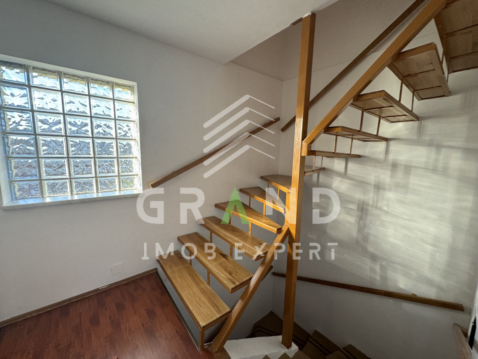 Casa insiruita 110 mp | 4 Camere | curte comuna | parcare | Campului/Manastur